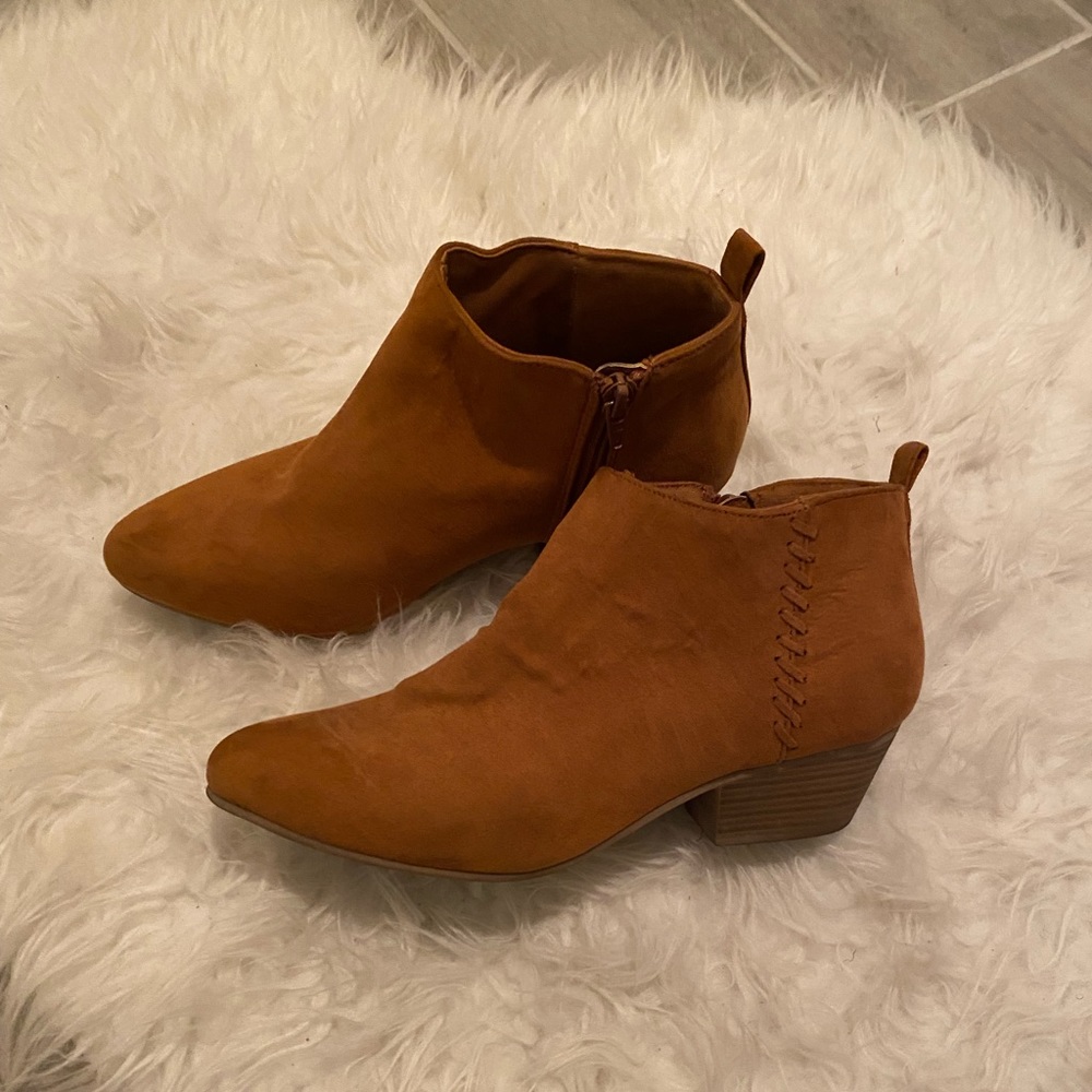 Camel Suede bootie - Size 8